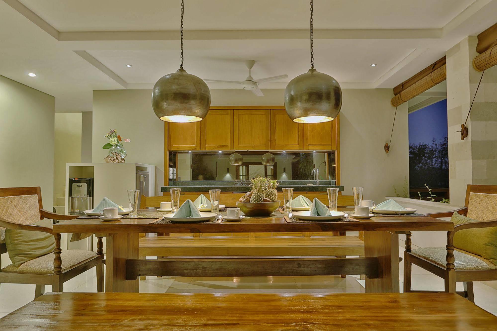 Villa Nikara Kuta Lombok Extérieur photo